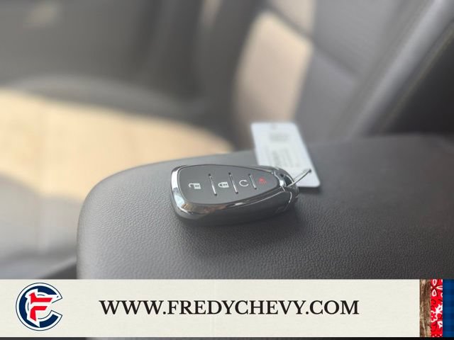 Used 2025 Chevrolet Trax LT w/ Driver Confidence Package FWD image 31