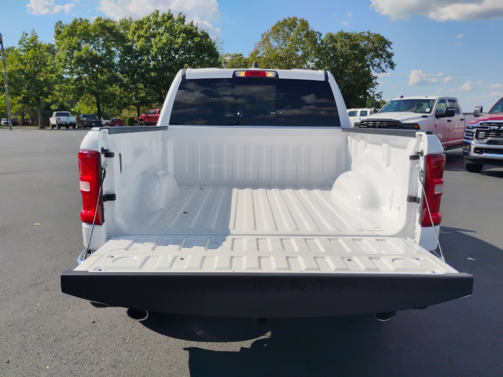 New 2027 RAM 1500 Big Horn AWD/4WD image 17