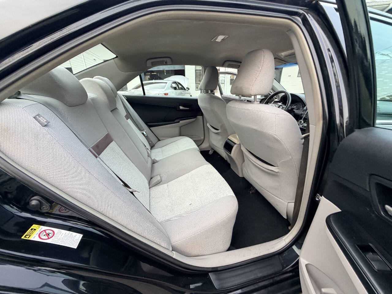 Used 2012 Toyota Camry LE FWD image 47