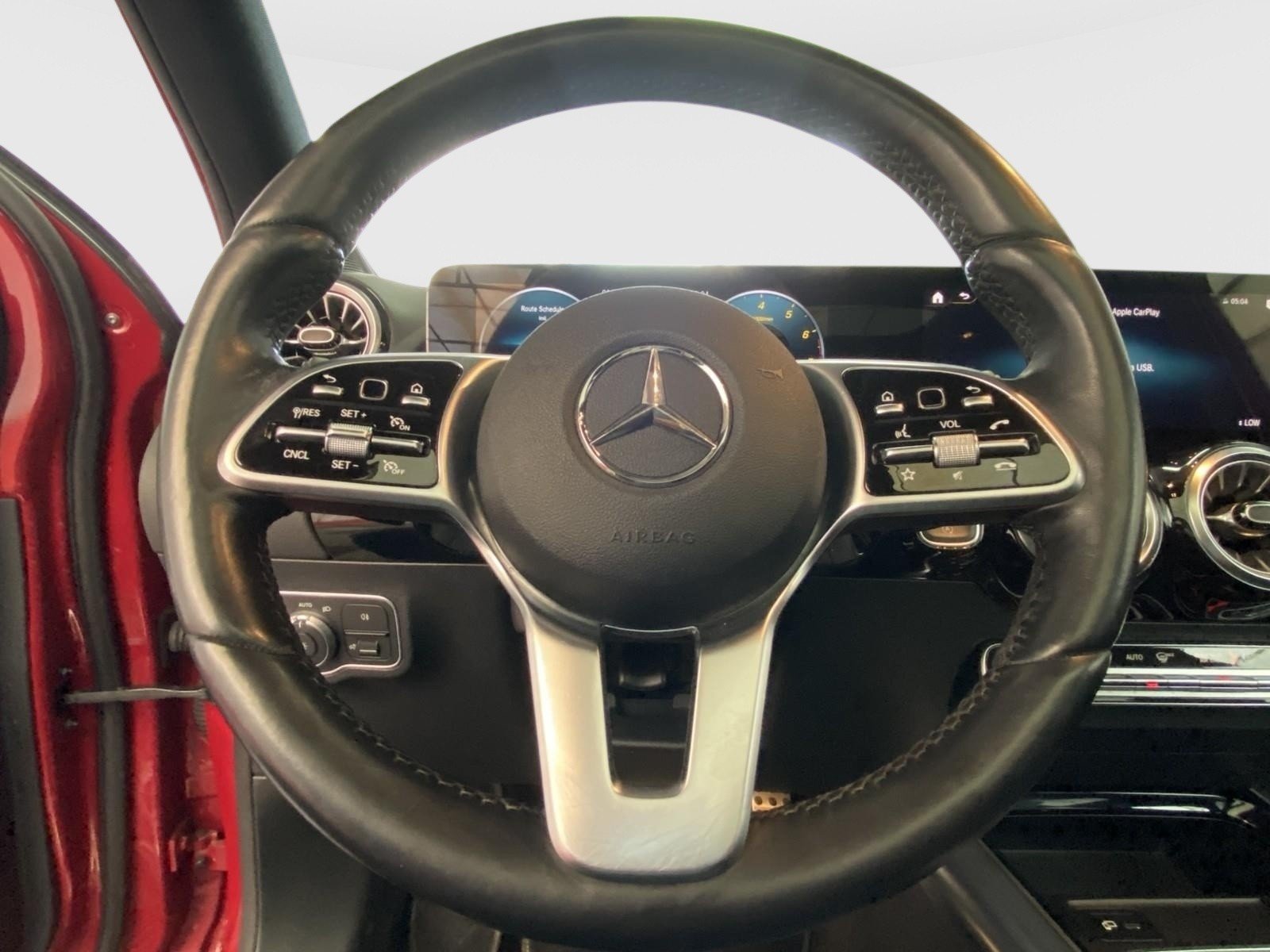 Used 2022 Mercedes-Benz GLA 250 4MATIC image 32