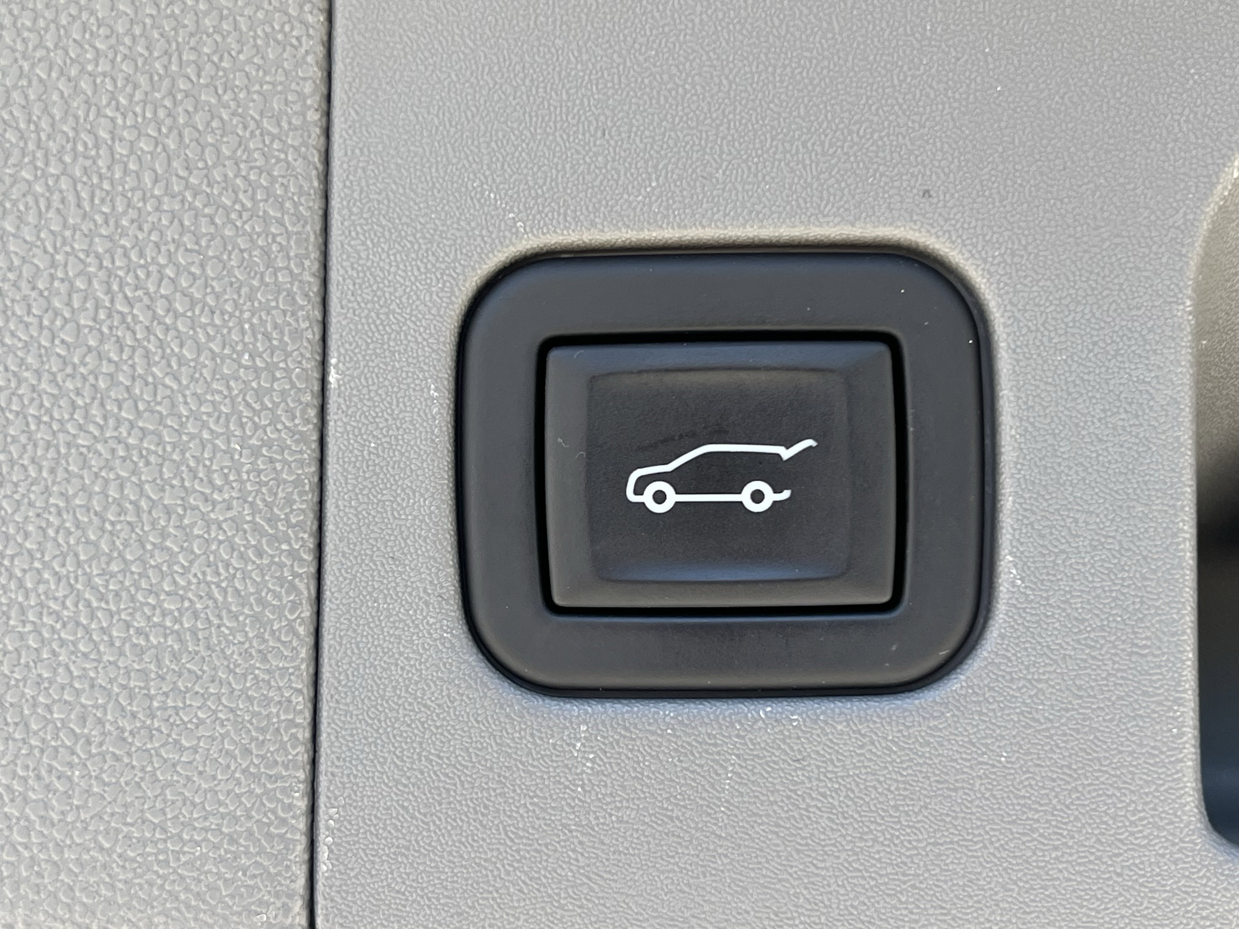 Certified 2023 Cadillac XT5 Premium Luxury FWD image 13
