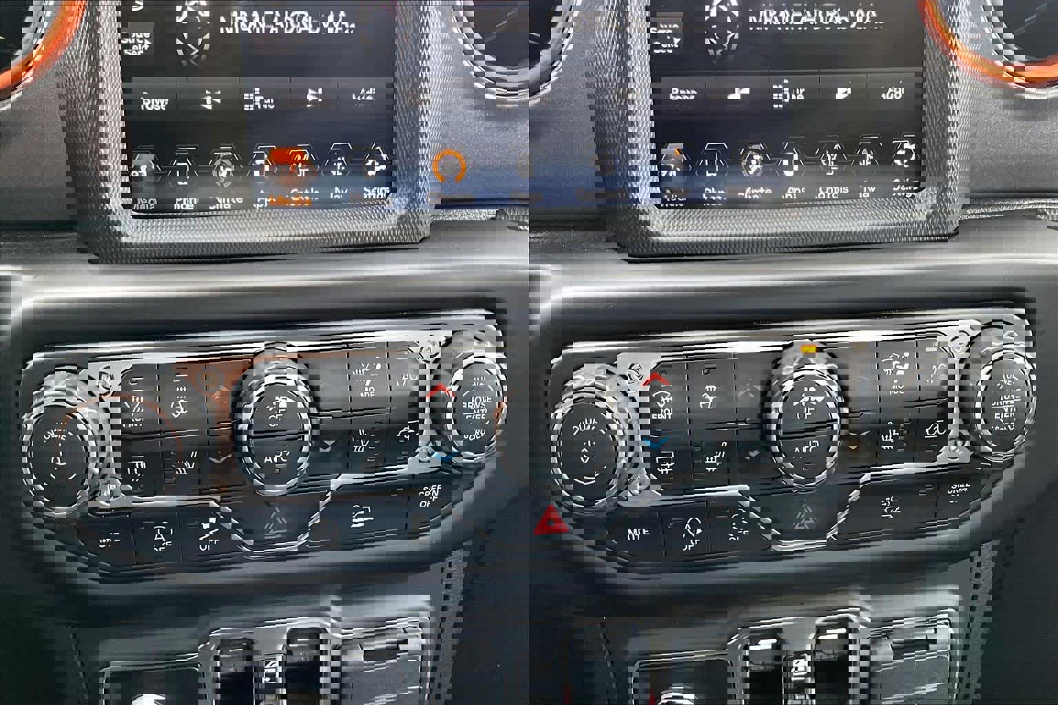 Used 2023 Jeep Gladiator Mojave w/ Cold Weather Group AWD/4WD image 32