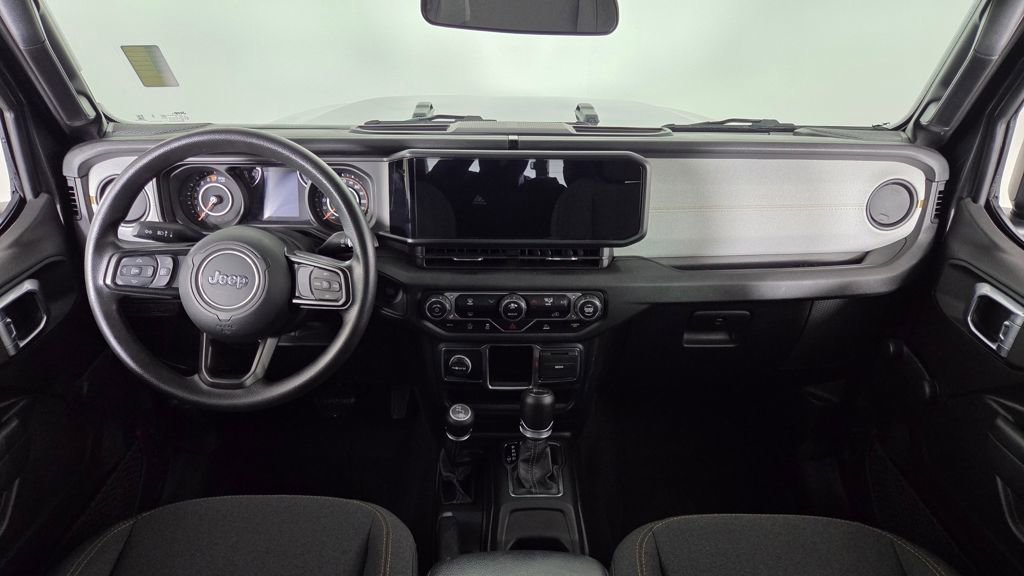 Used 2024 Jeep Gladiator Sport AWD/4WD image 33