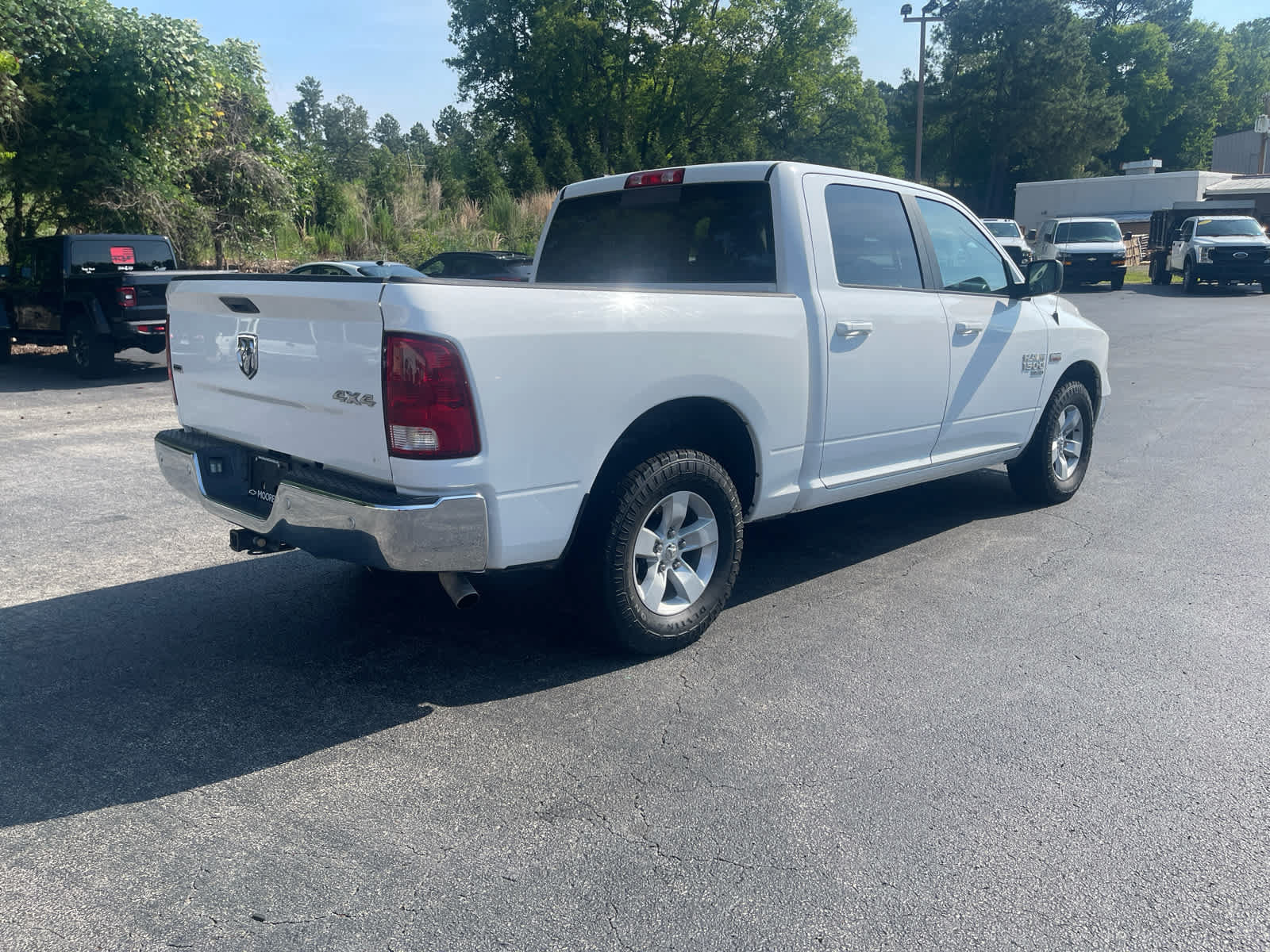 Used 2019 RAM 1500 Classic SLT w/ Protection Group AWD/4WD image 7