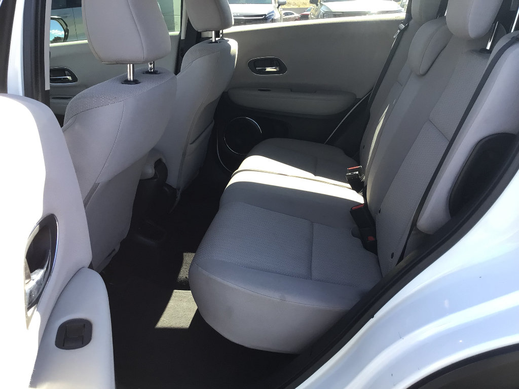Used 2017 Honda HR-V EX image 11
