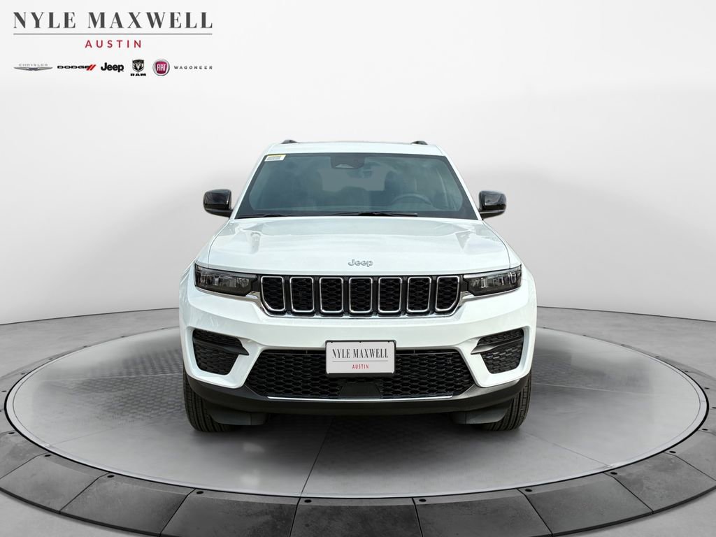 New 2026 Jeep Grand Cherokee Laredo RWD image 18