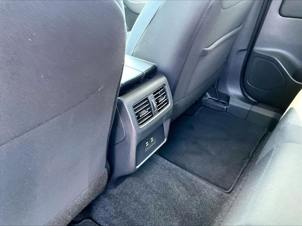 Certified 2026 Nissan Rogue SV AWD/4WD image 27