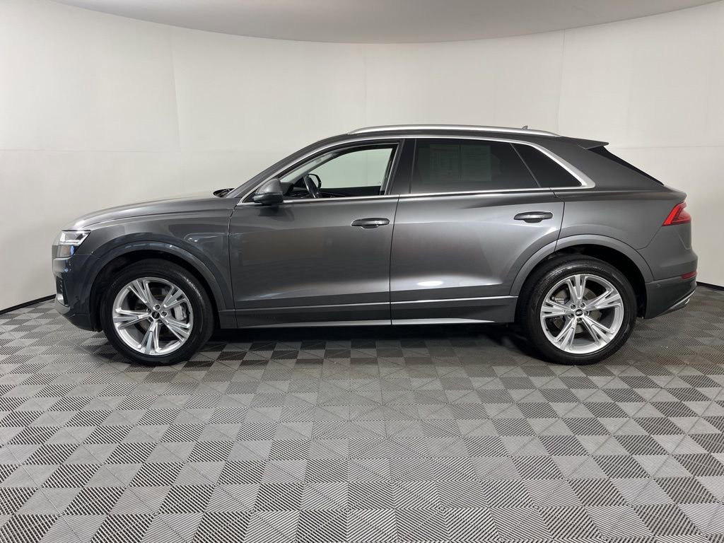 Used 2021 Audi Q8 Premium Plus w/ Premium Plus Package image 2