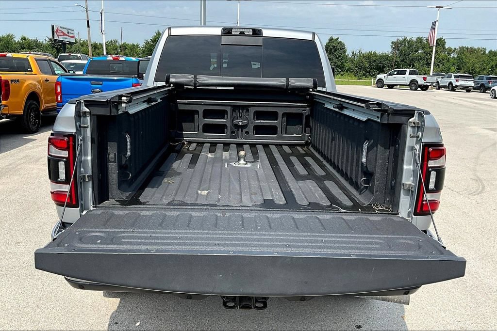 Used 2024 RAM 3500 Limited AWD/4WD image 30