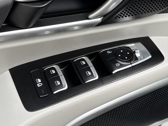Used 2022 Kia Telluride S FWD image 21