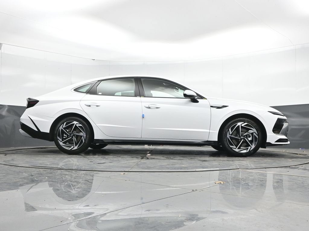New 2026 Hyundai Sonata SEL AWD/4WD image 23