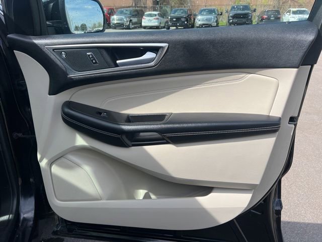 Used 2024 Ford Edge Titanium AWD/4WD image 10