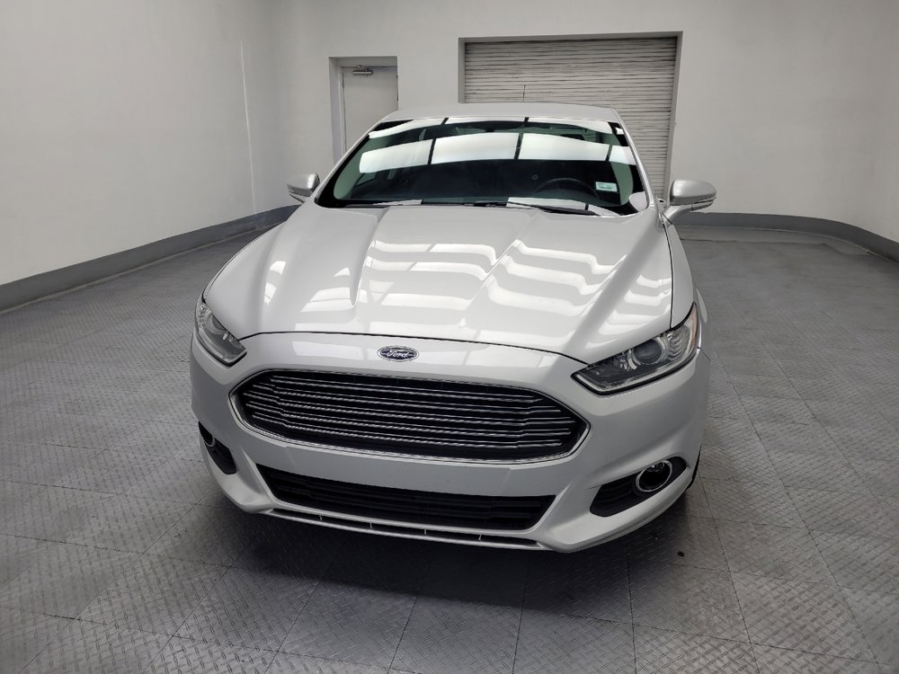Used 2016 Ford Fusion SE w/ Equipment Group 202A FWD image 15