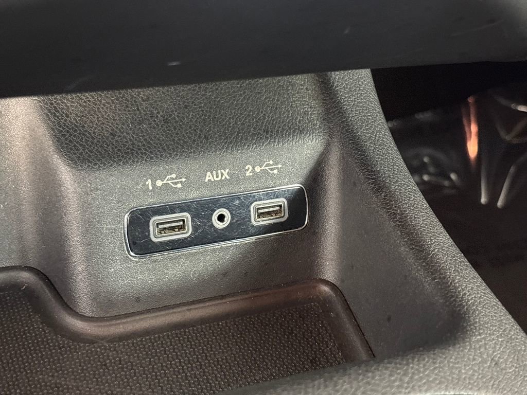 Used 2020 Dodge Durango SXT w/ 3rd Row Seating Group image 19