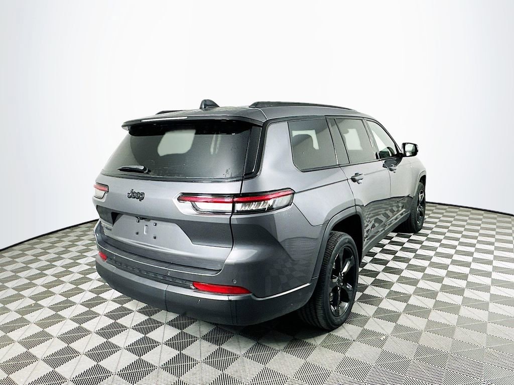 Certified 2023 Jeep Grand Cherokee L Laredo image 12