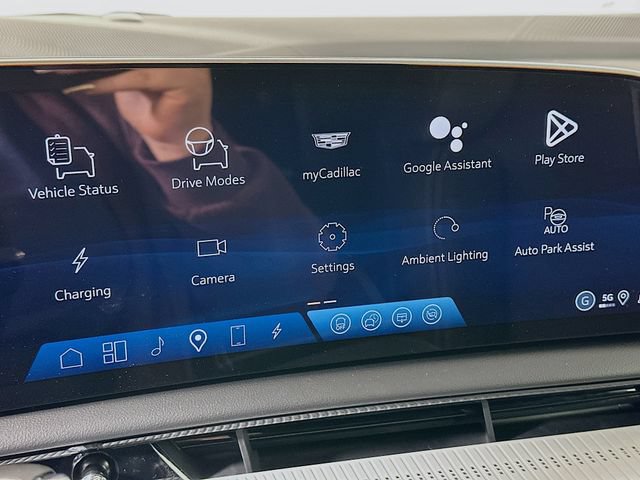 New 2026 Cadillac Optiq Luxury 2 AWD/4WD image 10