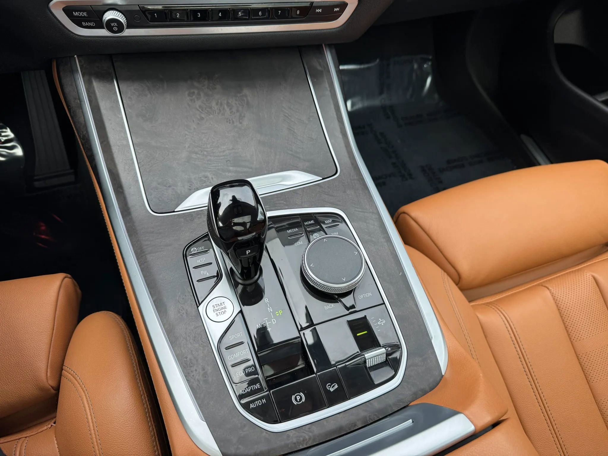 Used 2022 BMW X7 xDrive40i w/ Premium Package image 44