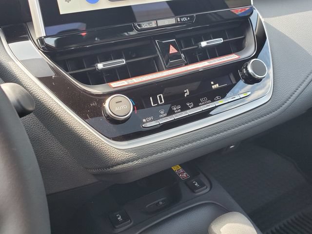 Used 2026 Toyota Corolla XSE FWD image 28