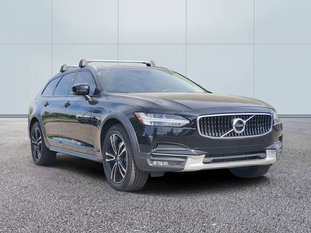 Used 2019 Volvo V90 T5 Cross Country w/ Protection Package Premier AWD/4WD image 3