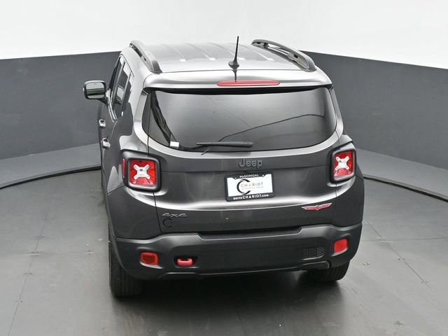 Used 2016 Jeep Renegade Trailhawk AWD/4WD image 42