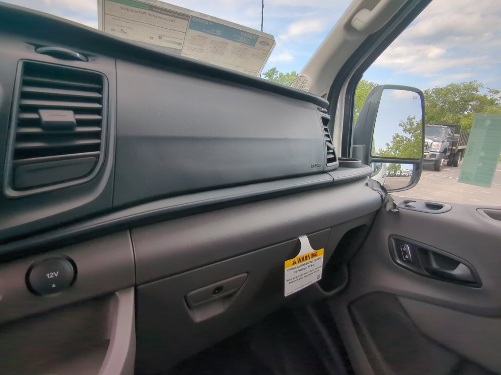 New 2025 Ford Transit 350 148 Medium Roof image 18