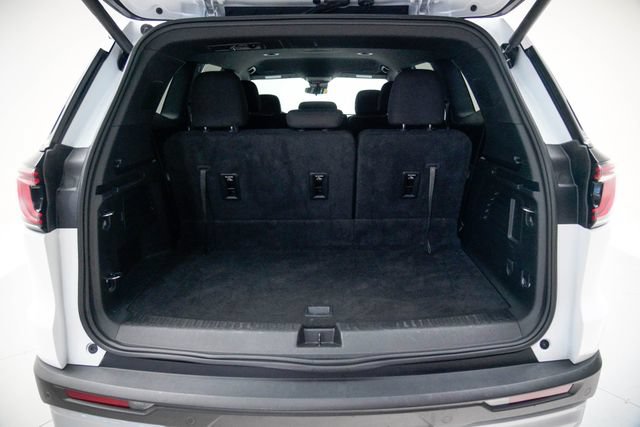 Used 2025 GMC Acadia Elevation FWD image 24