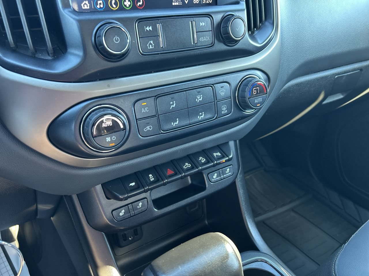 Used 2019 Chevrolet Colorado Z71 AWD/4WD image 29