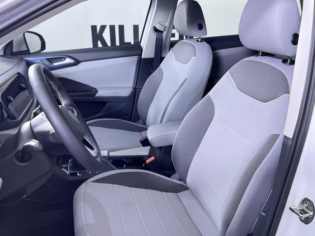 Used 2024 Volkswagen Taos SE image 11