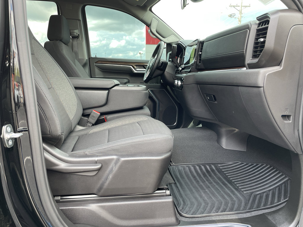 Used 2024 GMC Sierra 1500 Elevation image 22