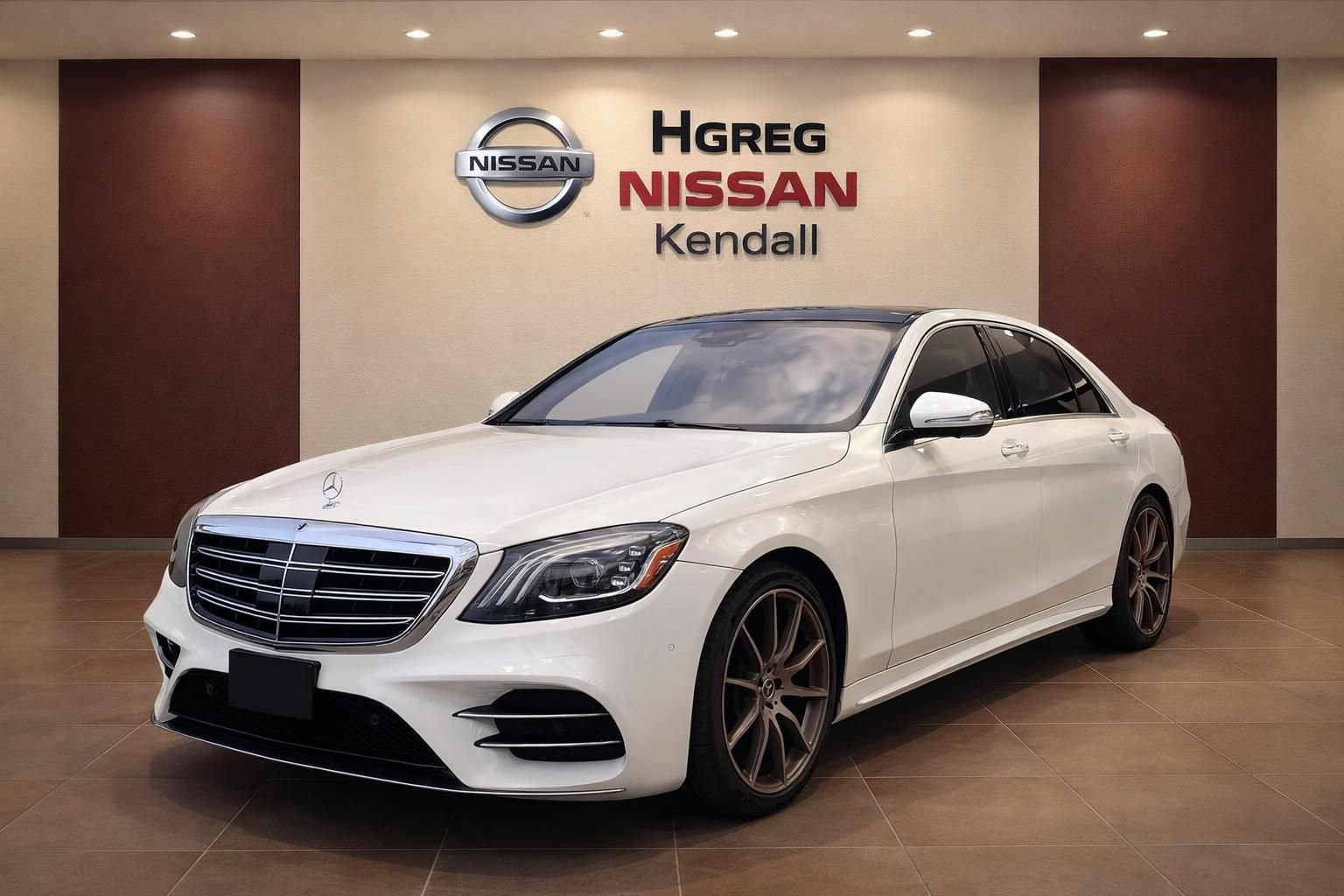 Used 2019 Mercedes-Benz S 560 4MATIC Sedan image 3