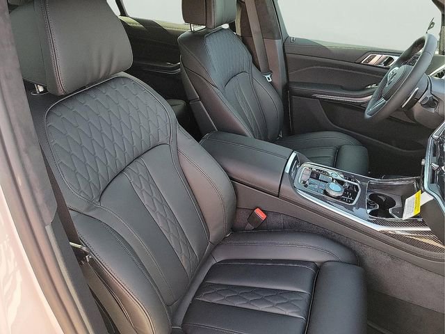 New 2026 BMW X7 M60i AWD/4WD image 18
