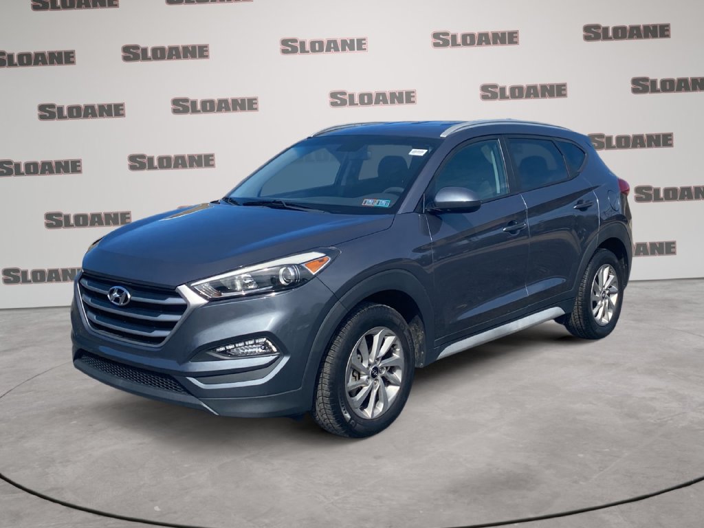 Used 2017 Hyundai Tucson SE w/ SE Popular Package 02
