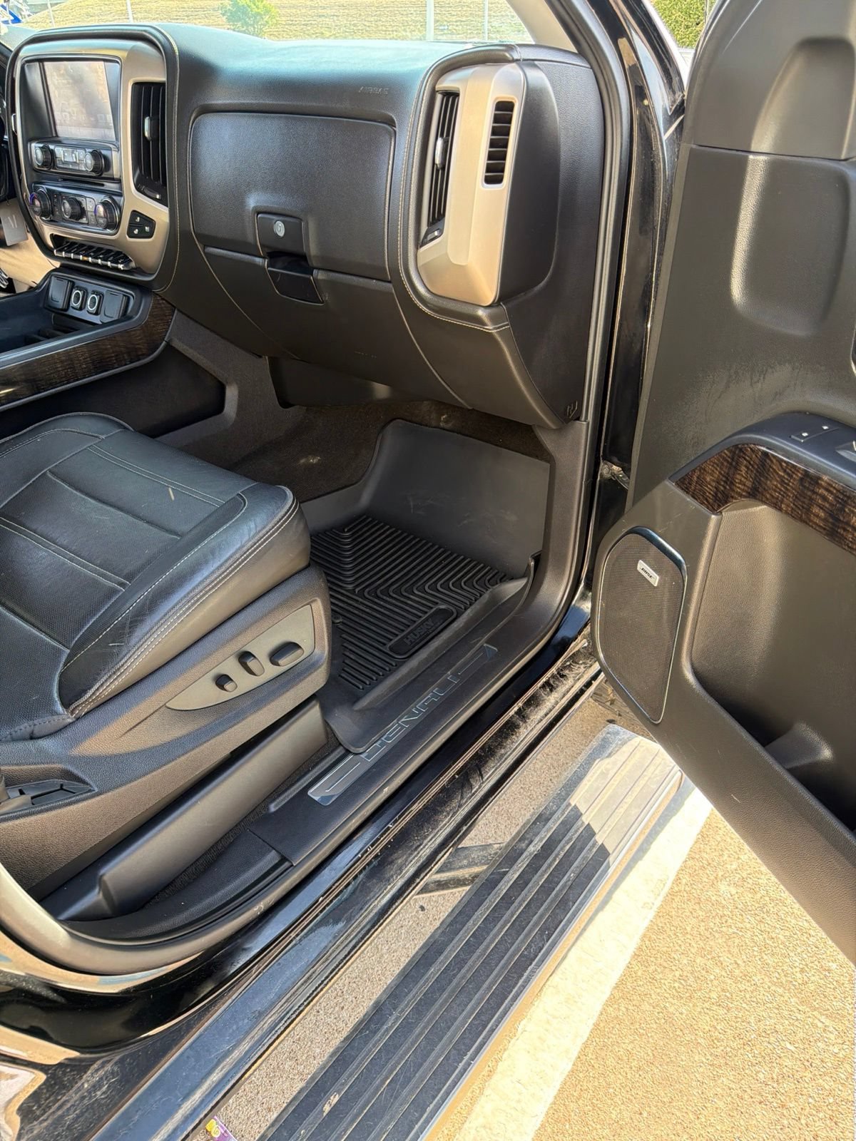 Used 2016 GMC Sierra 1500 Denali w/ Denali Ultimate Package AWD/4WD image 20