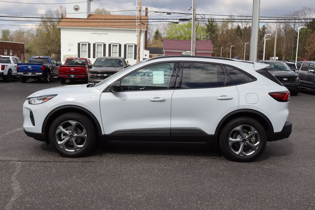 New 2026 Ford Escape ST-Line w/ Cold Weather Package AWD/4WD image 16