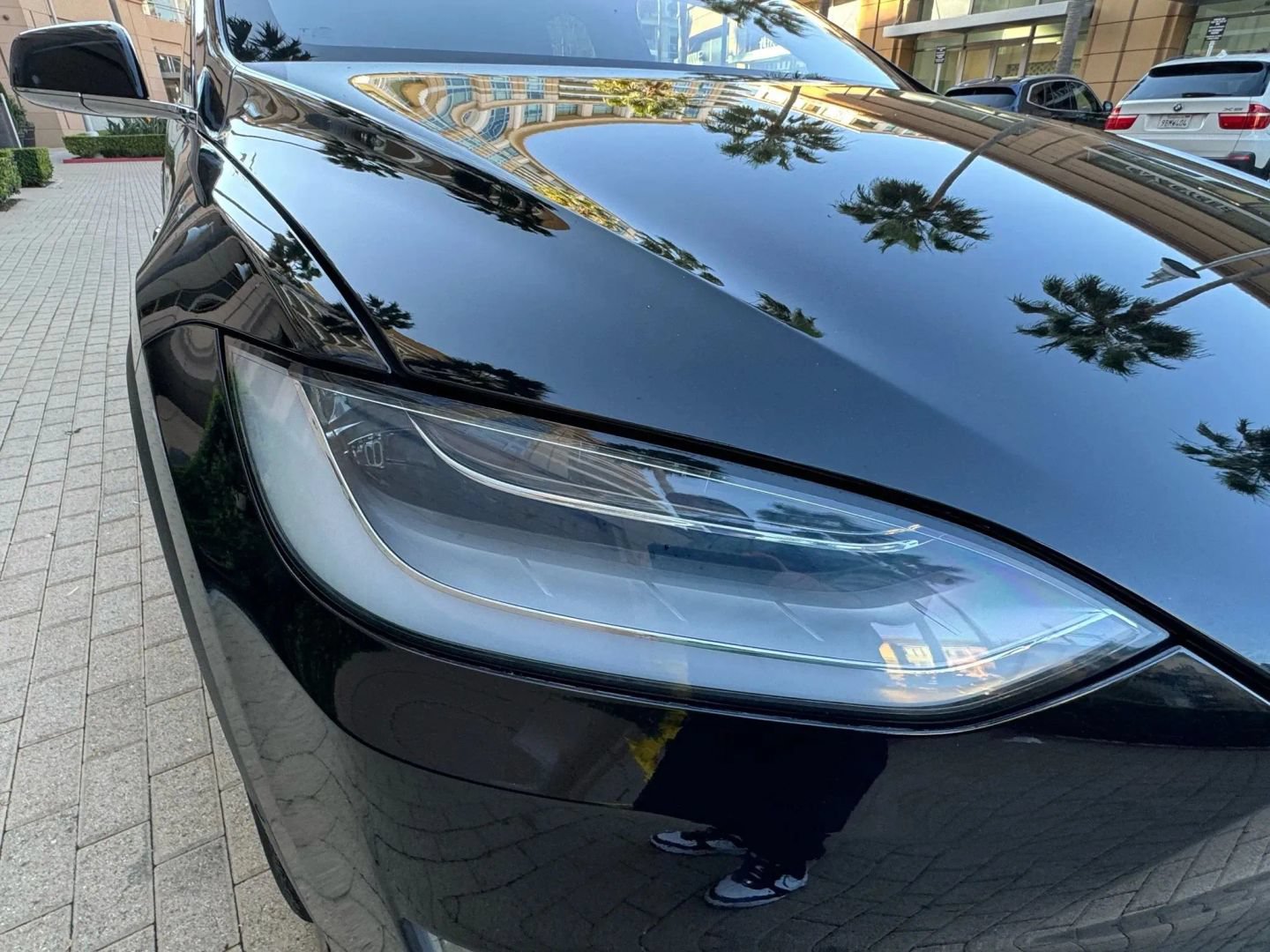 Used 2018 Tesla Model X 100D AWD/4WD image 43