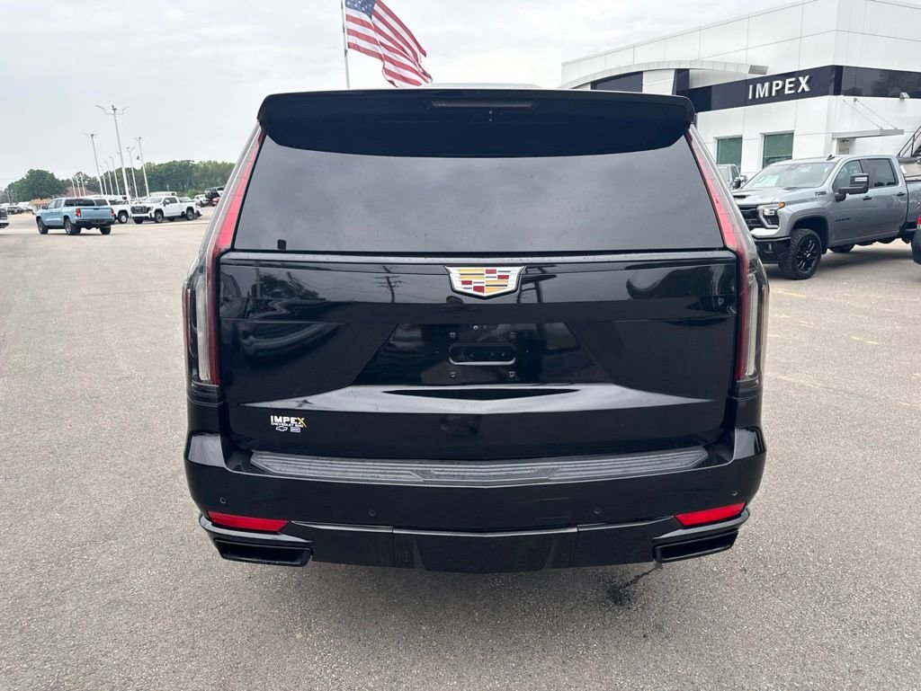Used 2023 Cadillac Escalade ESV Sport w/ Touring Package AWD/4WD image 4