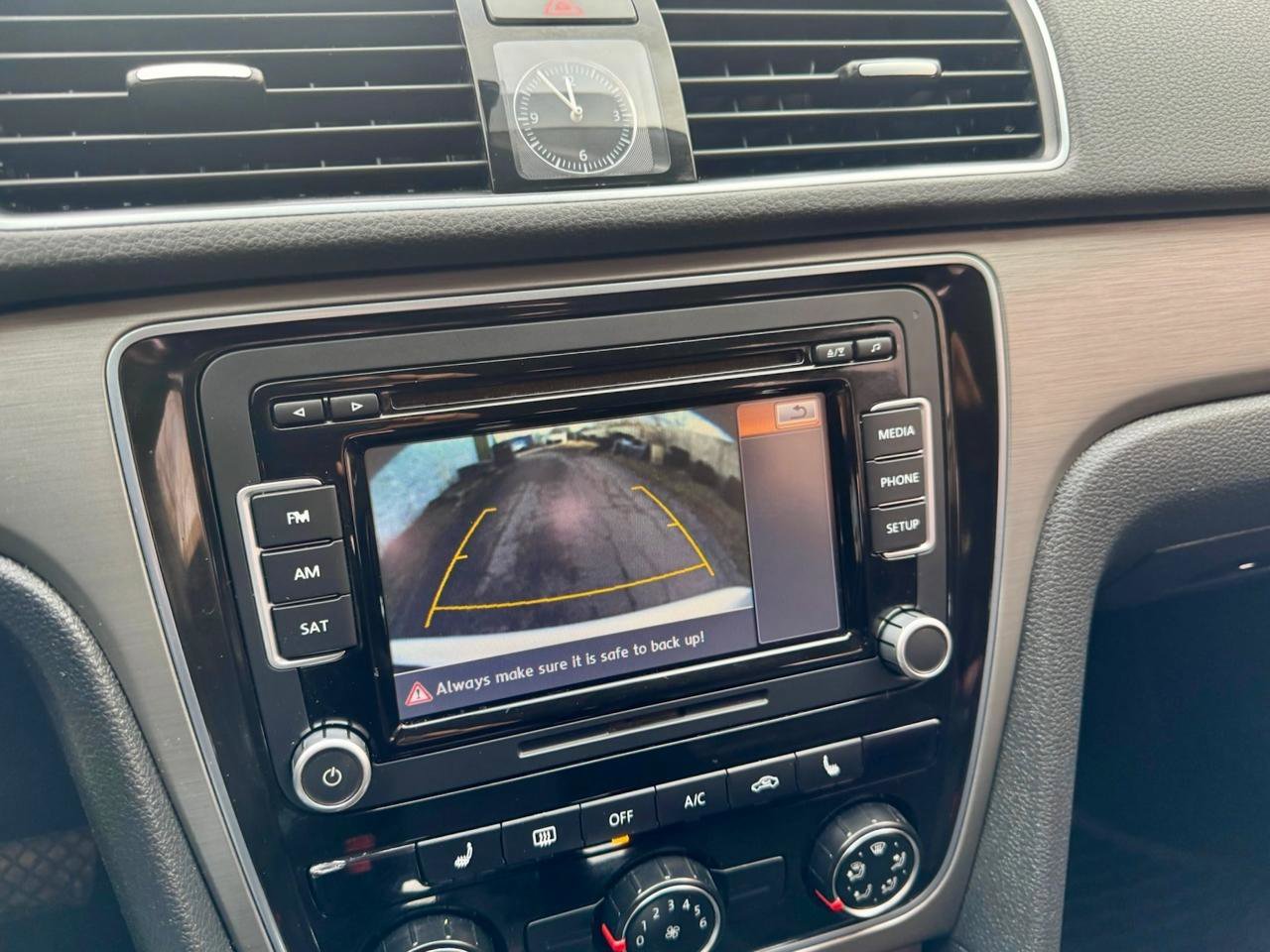 Used 2014 Volkswagen Passat 2.5 SE FWD image 31