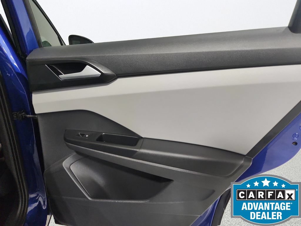 Used 2022 Volkswagen Taos SE FWD image 26