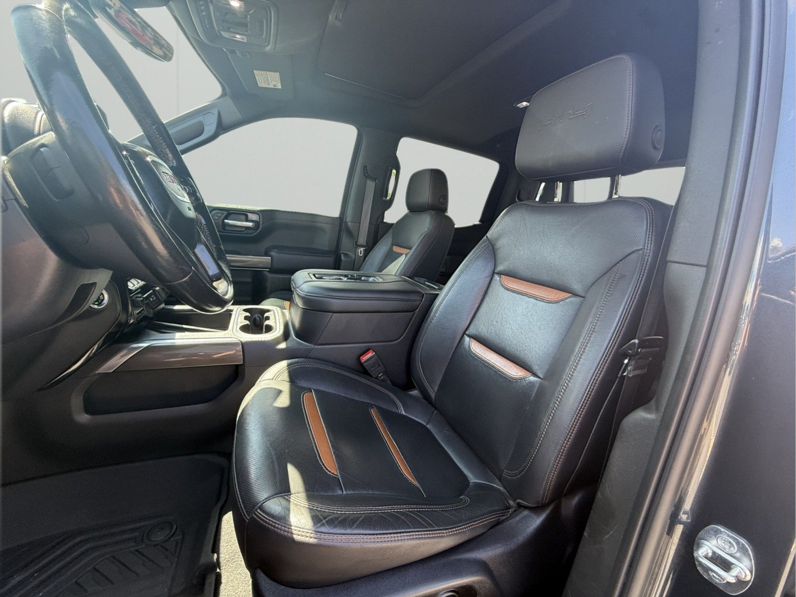 Used 2020 GMC Sierra 1500 AT4 w/ AT4 Premium Package AWD/4WD image 9
