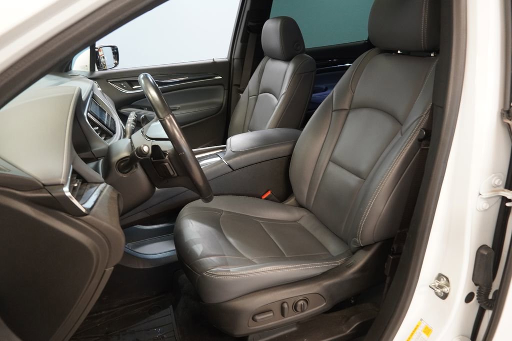 Used 2023 Buick Enclave Essence w/ Experience Buick Package AWD/4WD image 3