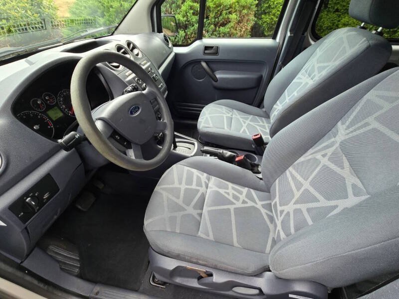 Used 2013 Ford Transit Connect XLT FWD image 13