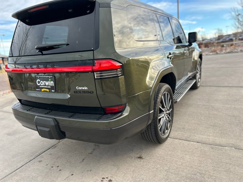 Used 2025 Lexus GX 550 image 5