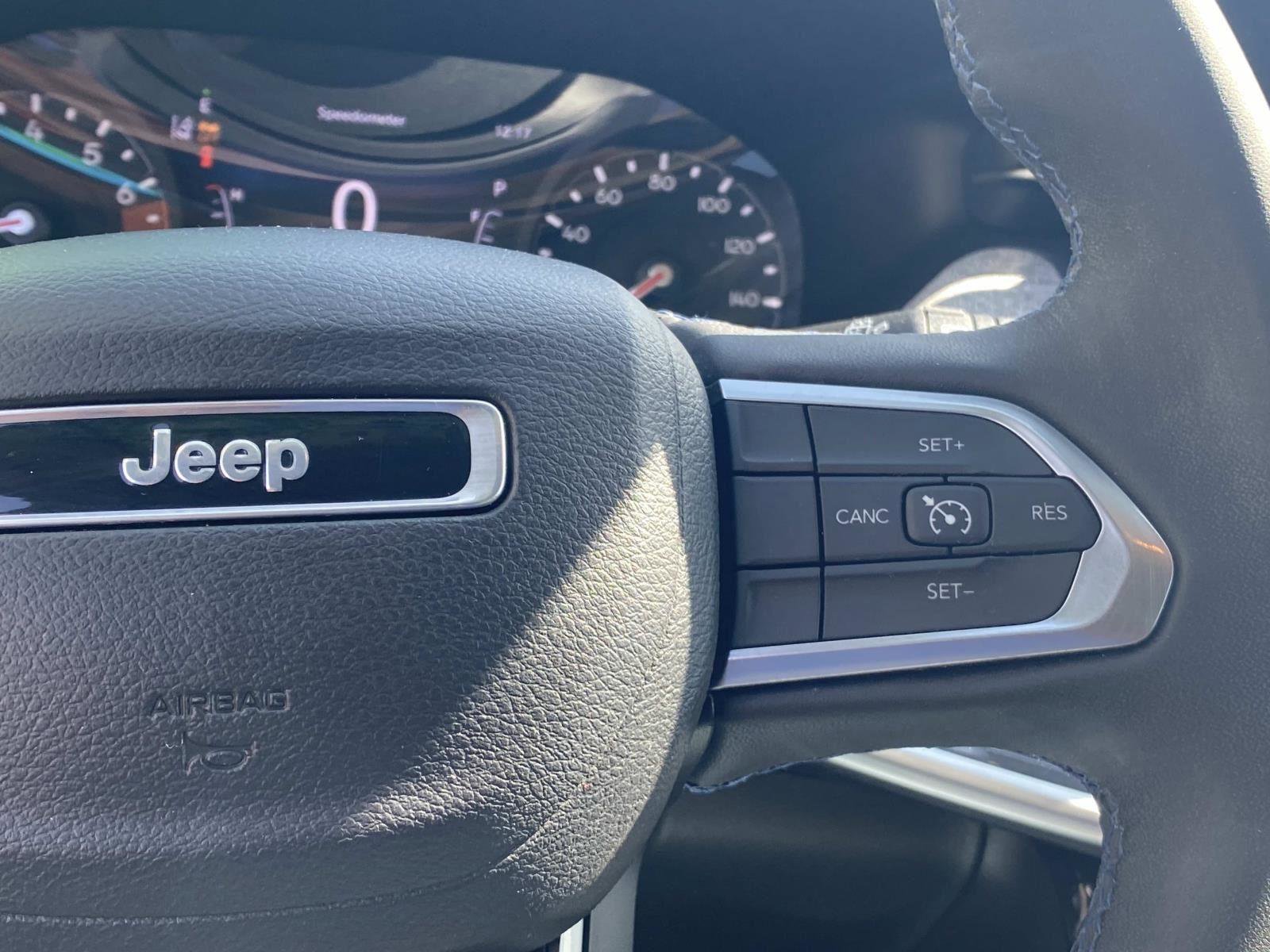 Certified 2022 Jeep Compass Latitude image 42