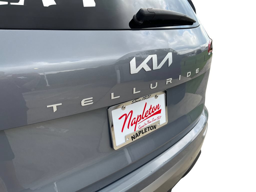 Used 2025 Kia Telluride S FWD image 33
