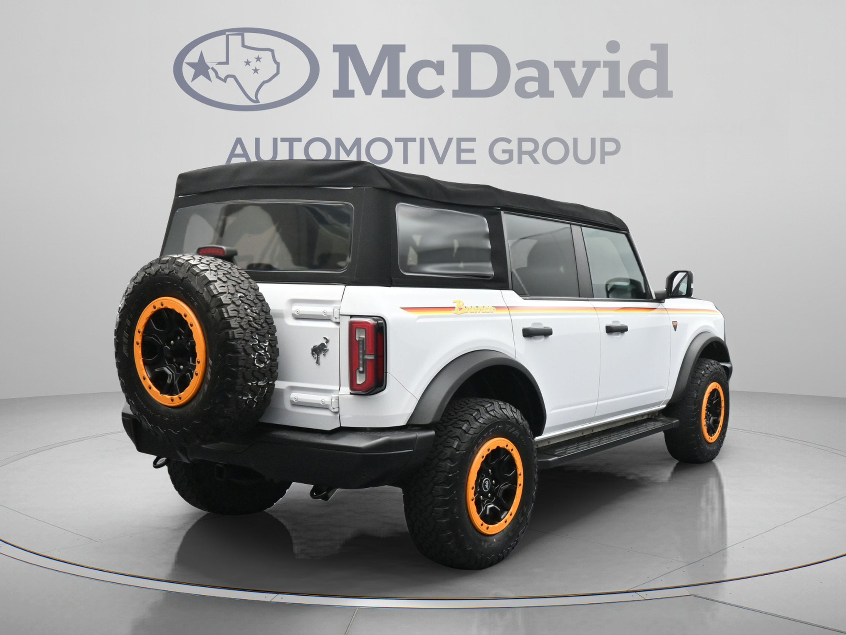 Used 2023 Ford Bronco Badlands AWD/4WD image 8