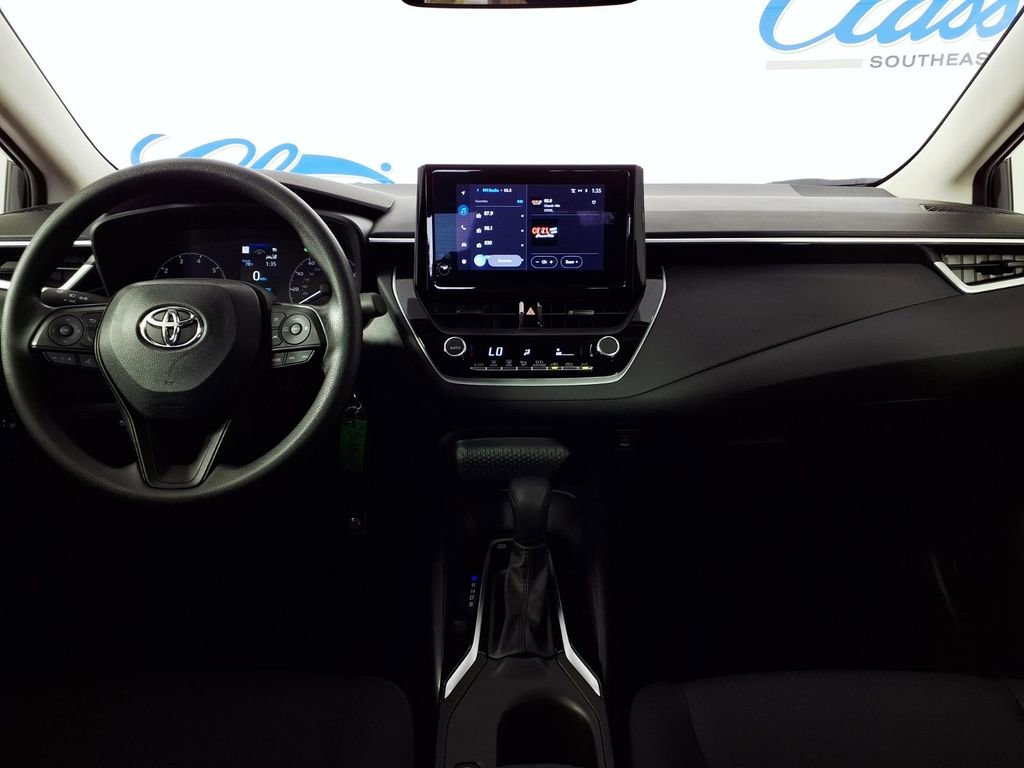 Used 2024 Toyota Corolla LE image 14