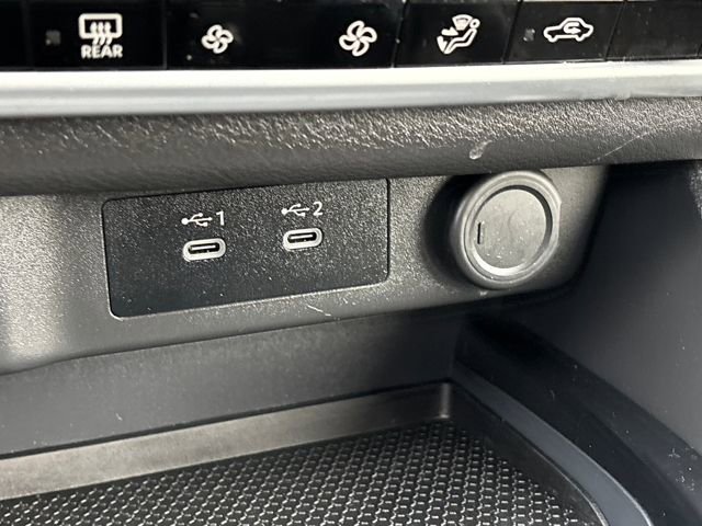 Certified 2025 Nissan Rogue SV image 16