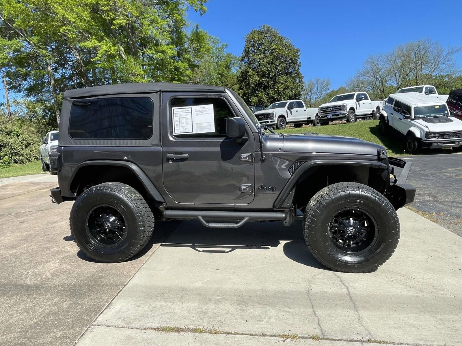 Used 2022 Jeep Wrangler Sport image 2