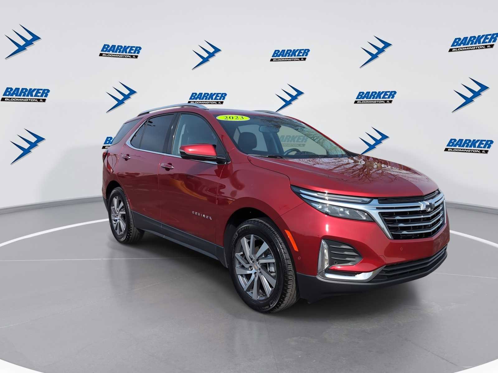 Used 2023 Chevrolet Equinox Premier image 2