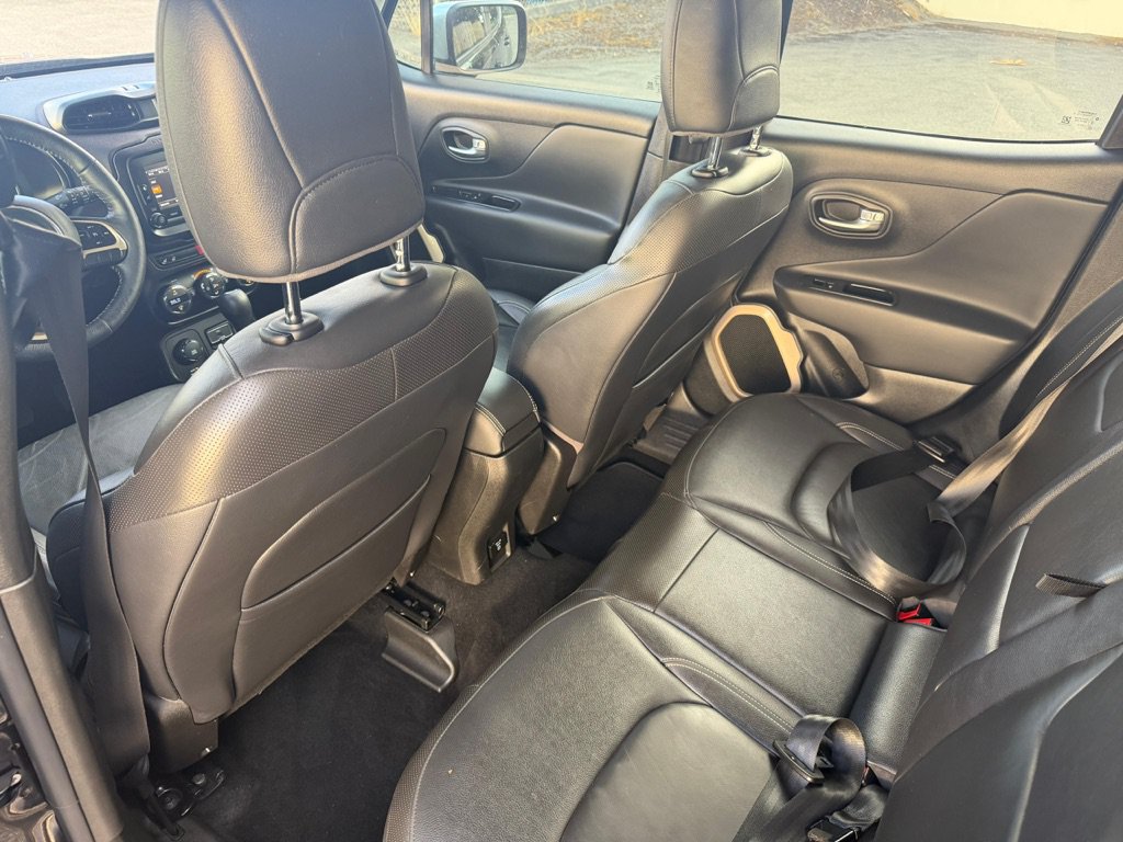 Used 2016 Jeep Renegade Limited AWD/4WD image 11